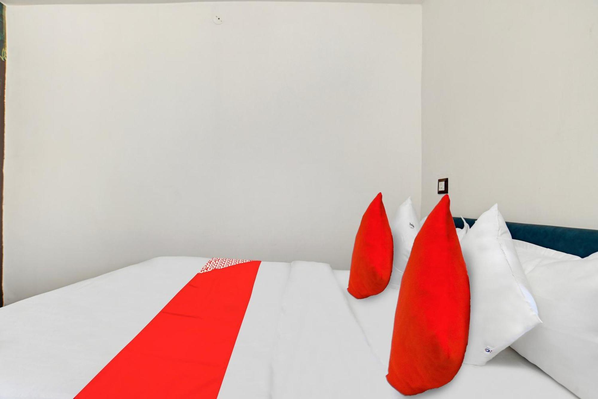 Oyo Flagship Hotel Shree United Indore Extérieur photo