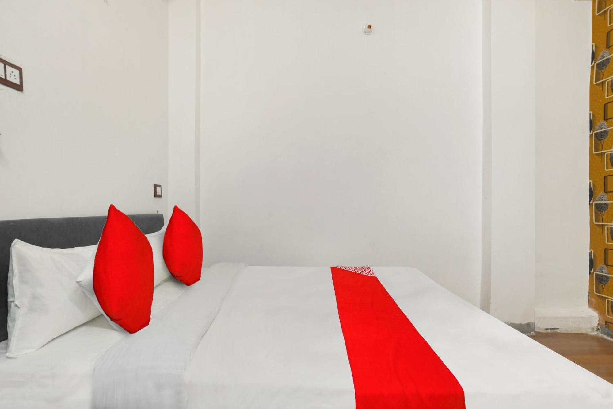 Oyo Flagship Hotel Shree United Indore Extérieur photo