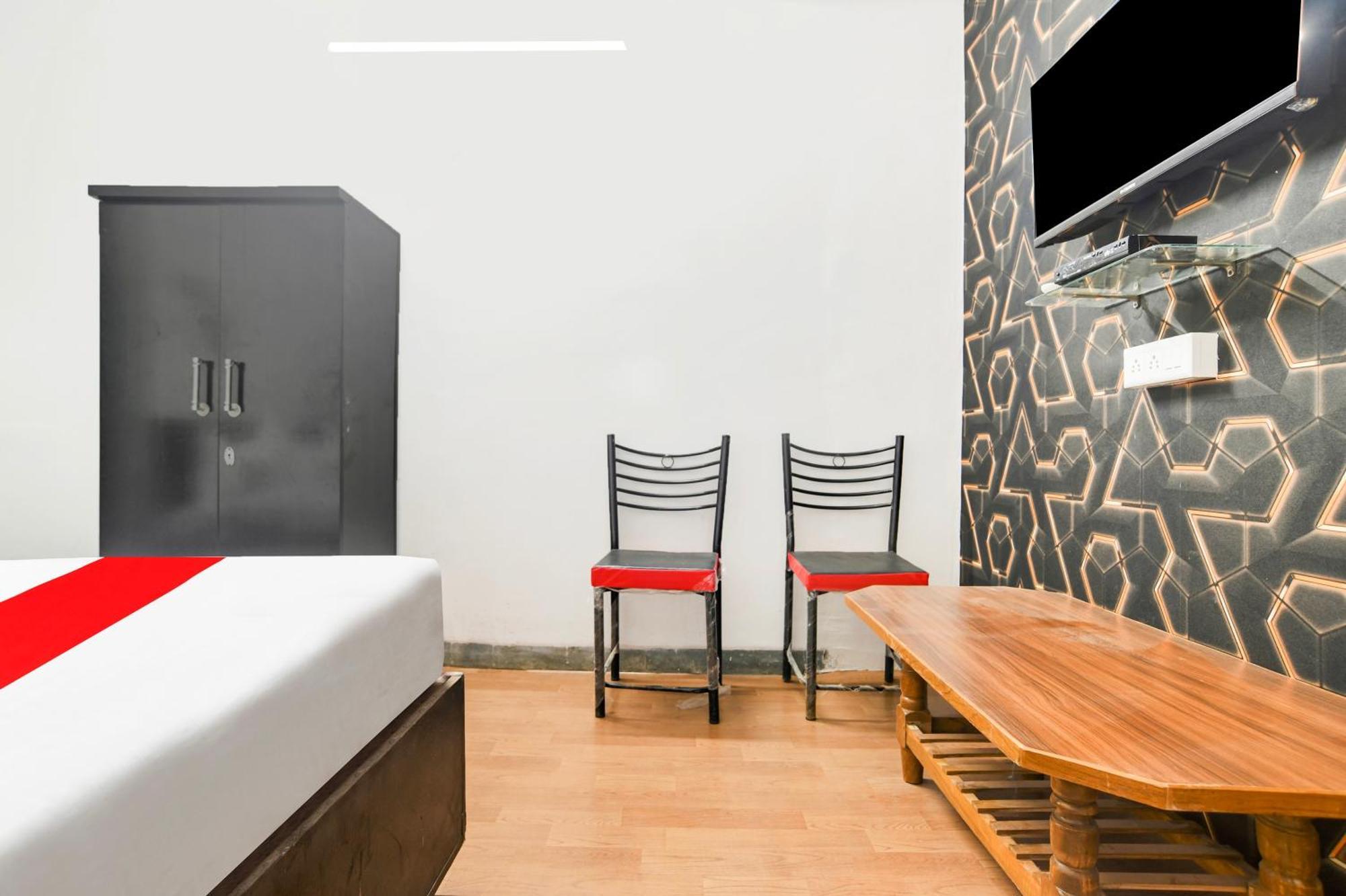 Oyo Flagship Hotel Shree United Indore Extérieur photo